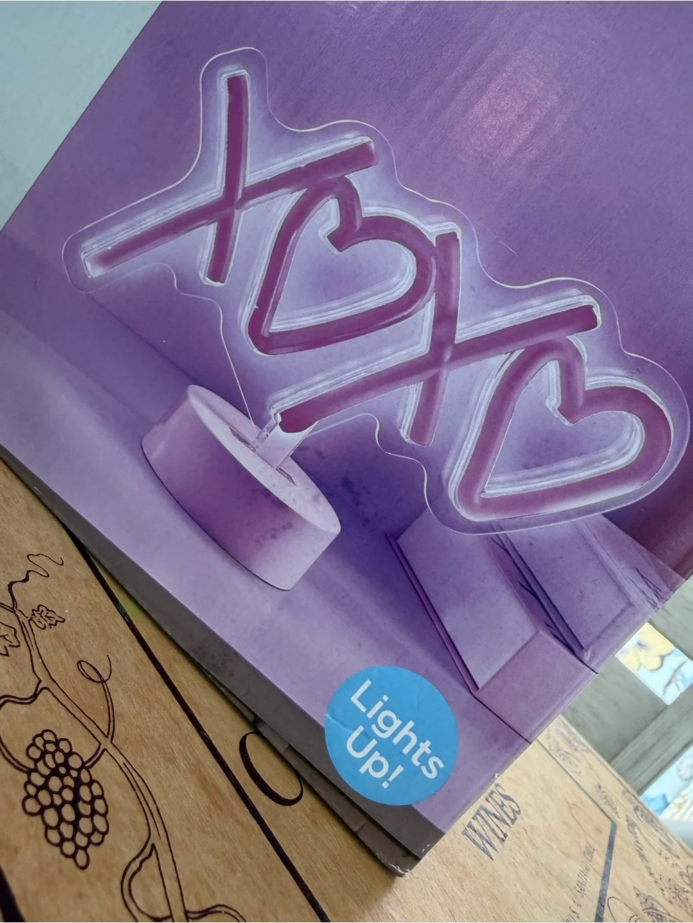 New LED XOXO Heart Light Up Table Top Sign
